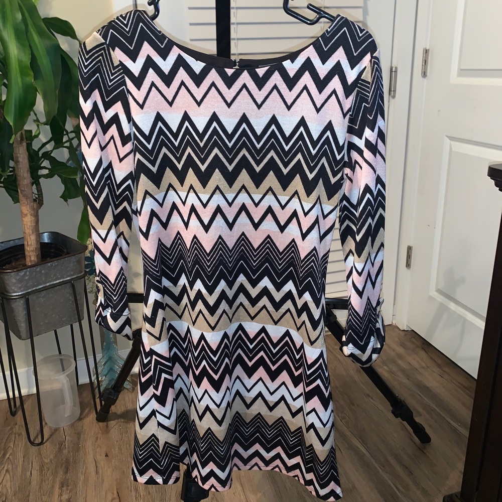 CHEVRON DRESS ♥️